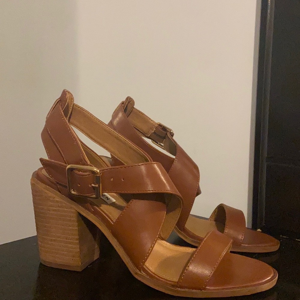 Steve Madden Manhattan block heel, in tan/light brown